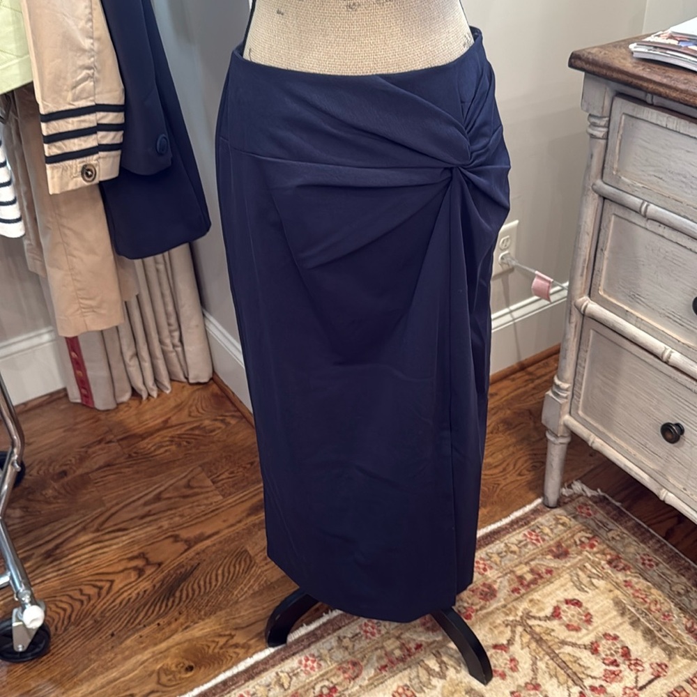 Boden knit skirt. Size 10US, navy NWT